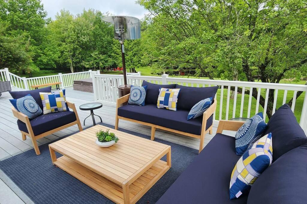 Mountain Blue Vista - Luxury Retreat Near Ski Resorts With Pond, Firepit And Hot Tub Виндхам Экстерьер фото