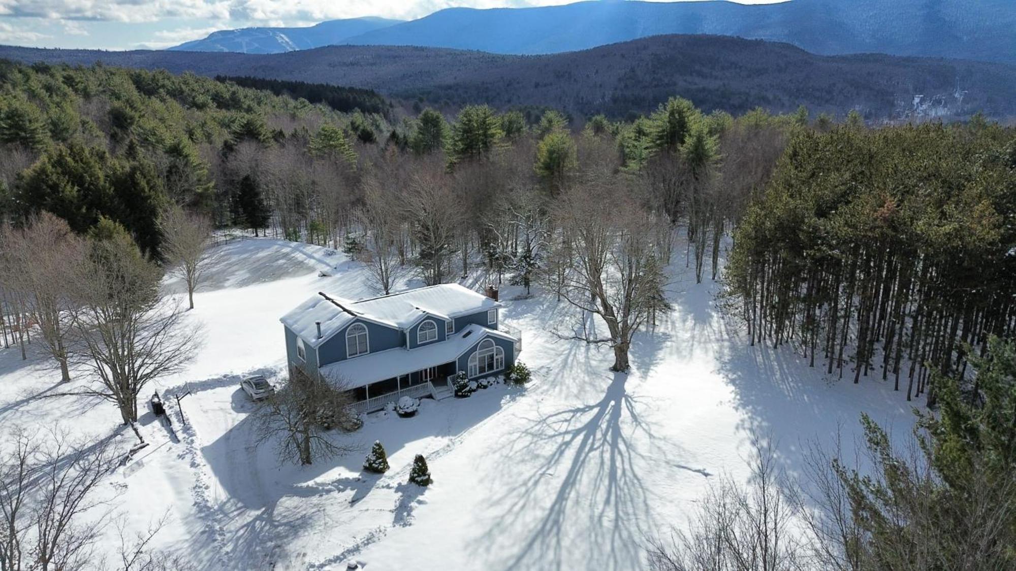 Mountain Blue Vista - Luxury Retreat Near Ski Resorts With Pond, Firepit And Hot Tub Виндхам Экстерьер фото